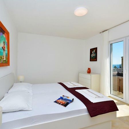 Apartment Reljic Seget Vranjica Exterior foto